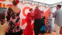 El baile por sevillanas de Inés Arrimadas que pone rojos de rabia a los 'indepes'