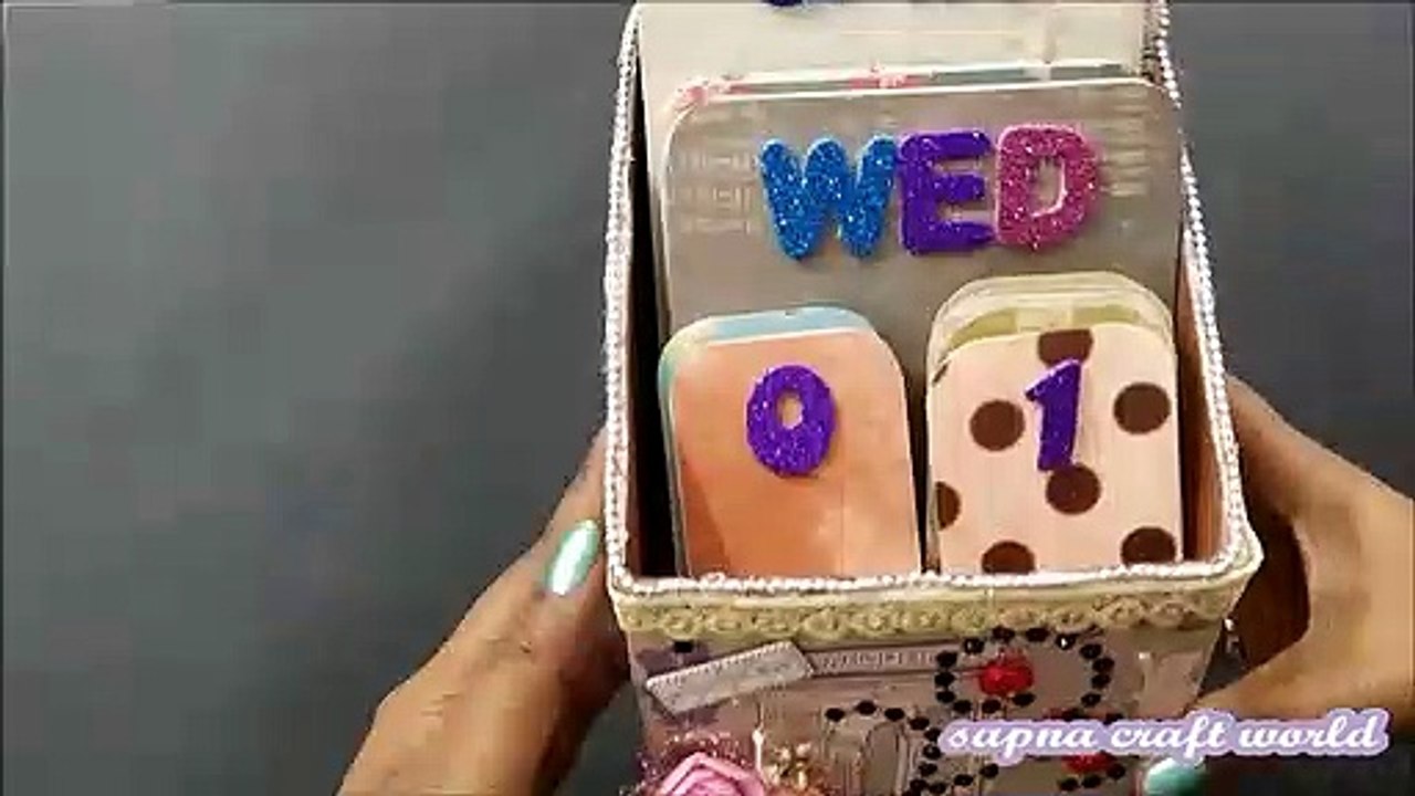 desktop calendar/perpetual calendar