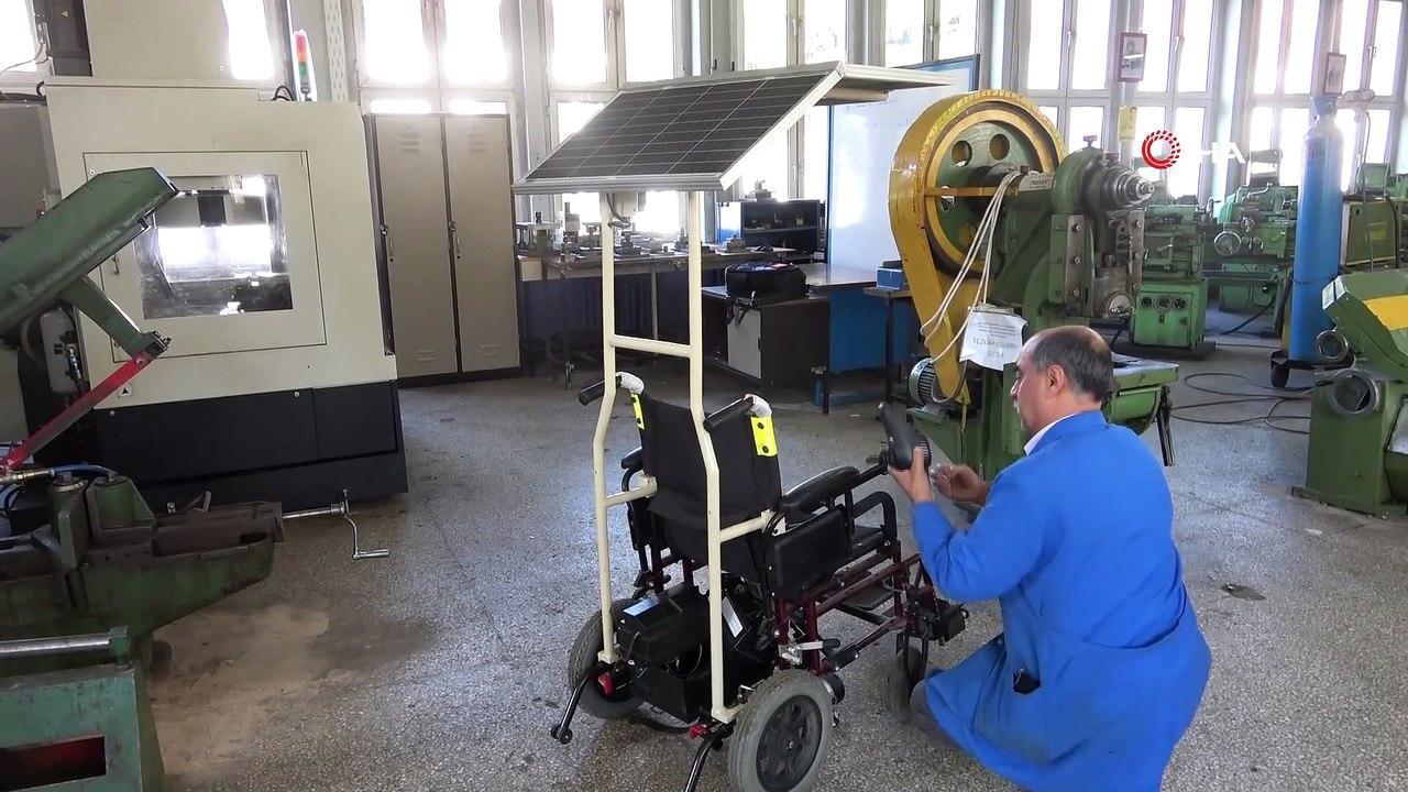 Bolu’da  engelliler için 'Güneş panelli engelli aracı' tasarlandı