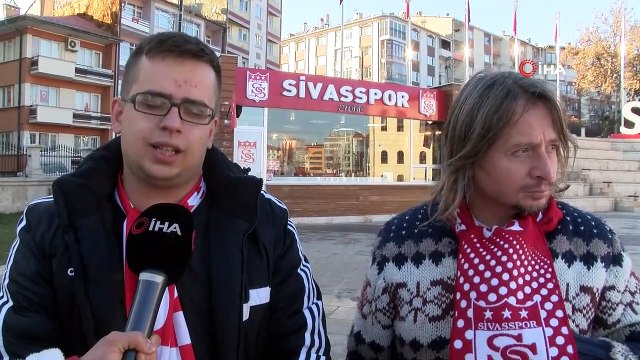 Çirkin tezahürattan ceza alan işitme ve konuşma engelli taraftarın cezası kaldırıldı