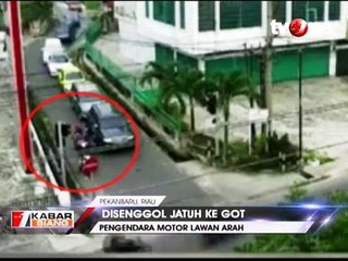 Polisi Buru Wanita yang Lawan Arah, Senggol Masuk ke Got