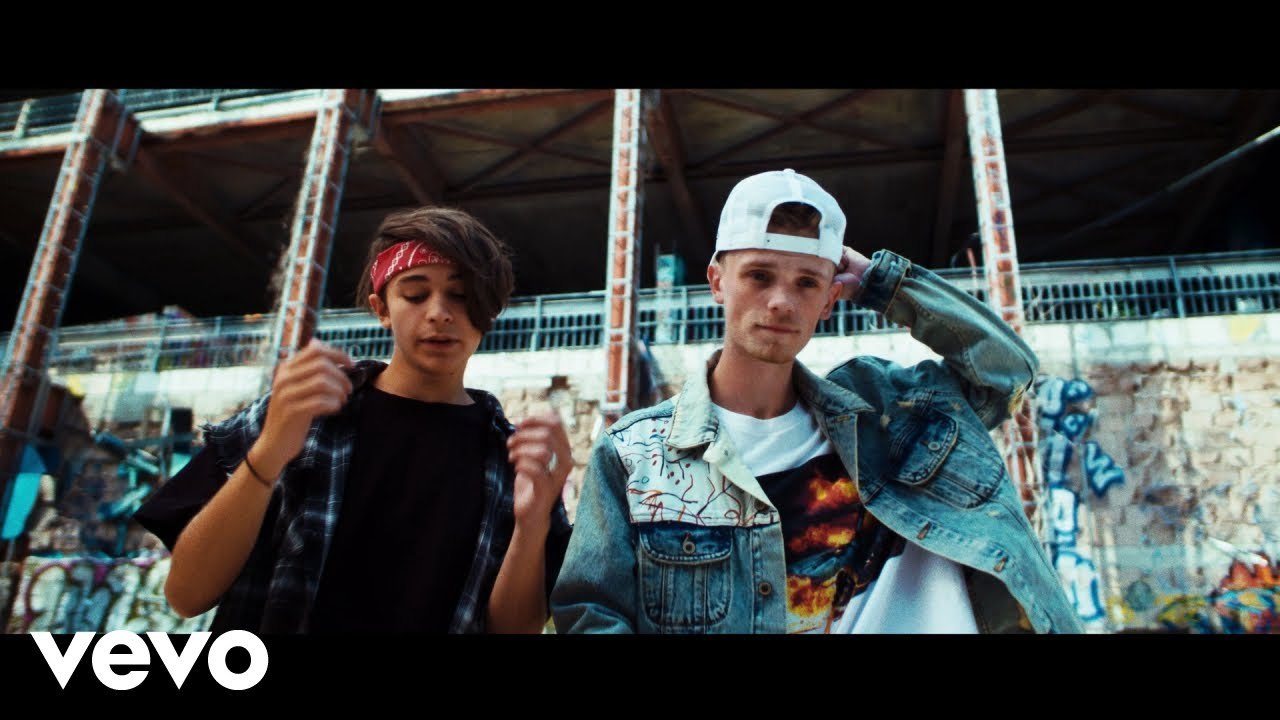 Bars And Melody - Lighthouse (Official Video)