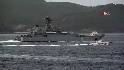 Rus savaş gemisi Azov Çanakkale Boğazı'ndan geçti