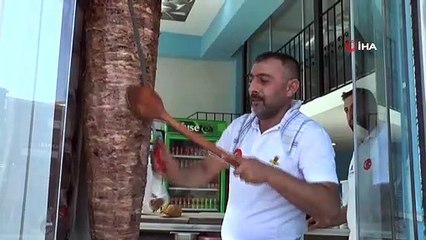 Down sendromlu Yusuf’un çalışma azmi