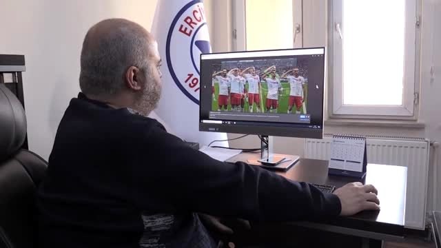 Erciyes Üniversitesi öğretim üyeleri, AA'nın Yılın Fotoğrafları oylamasına katıldı