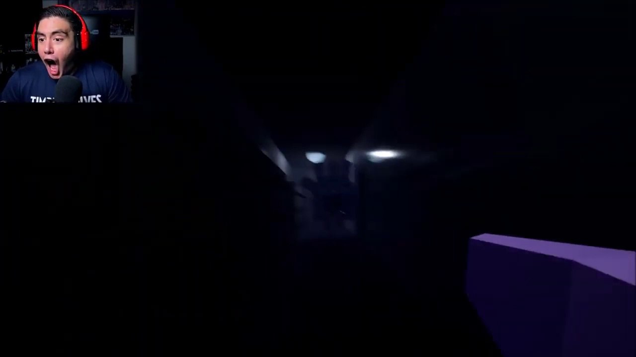 Gamer Reaction - Around The Clock At Bikini Bottom TUNNEL OF GLOVE JUMPSCARE