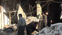 قوات النظام السوري والقوات الروسية تجدد قصفها على ريف إدلب