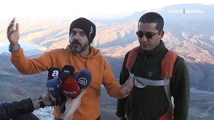 Botan Vadisi'nde 94 metreden "serbest düşüş" atlayışı