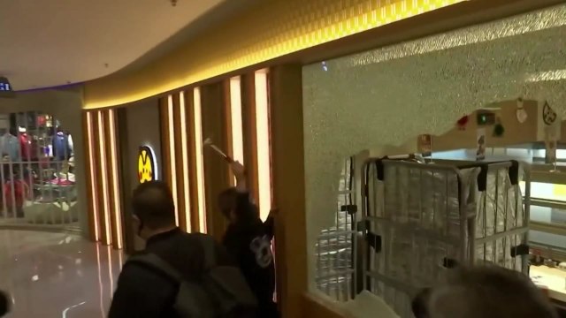 홍콩서 친중파 불매 운동...백색테러 규탄 시위 / YTN