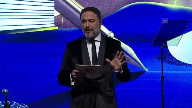 Necip Fazıl Kısakürek Ödül Töreni - Yücel Arzen ve Fatih Belediyesi Gençlik Orkestrası konseri