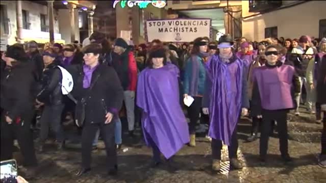 Baile feminista en Aranda de Duero en apoyo a la víctima del Caso Arandina