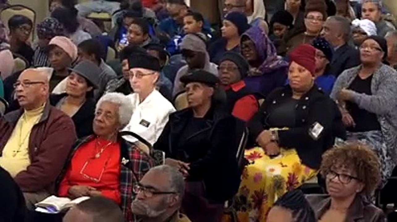 Gino Jennings shares on how Christmas is a heat...