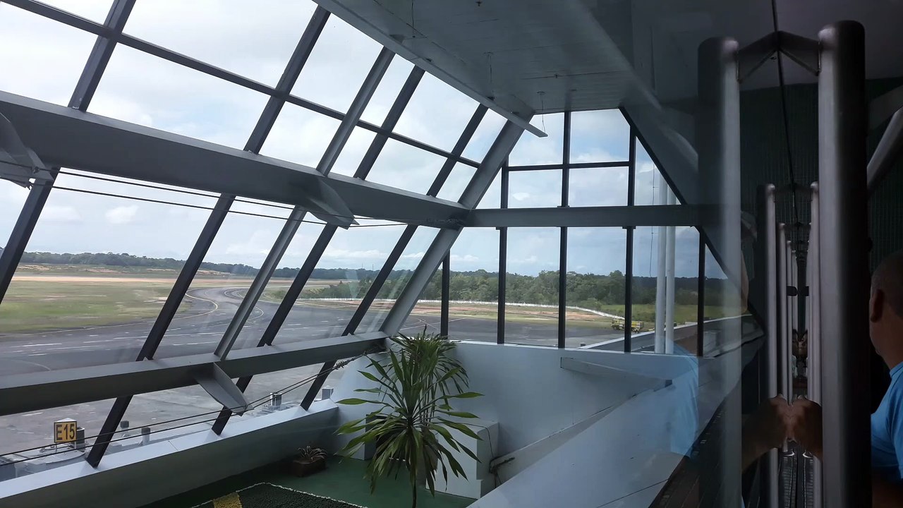 [SBEG Spotting]Airbus A321 PT-XPG pousa em Manaus vindo de Brasília(21/12/2019)