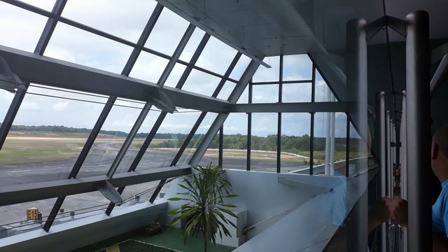 [SBEG Spotting]Airbus A321 PT-XPG pousa em Manaus vindo de Brasília(21/12/2019)