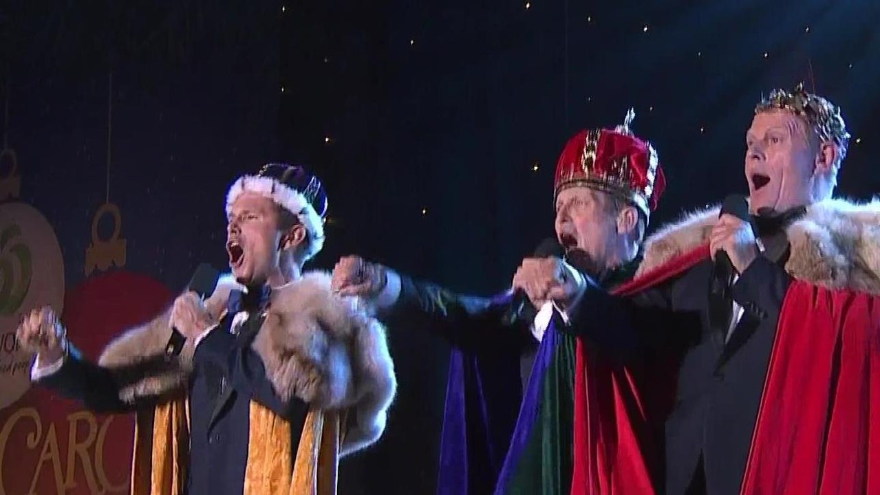 Carols at Martin Place 2-2, Christmas Tree & Woolworth Carols at The Domain, Sydney, 15 Dec & 21 Dec 19