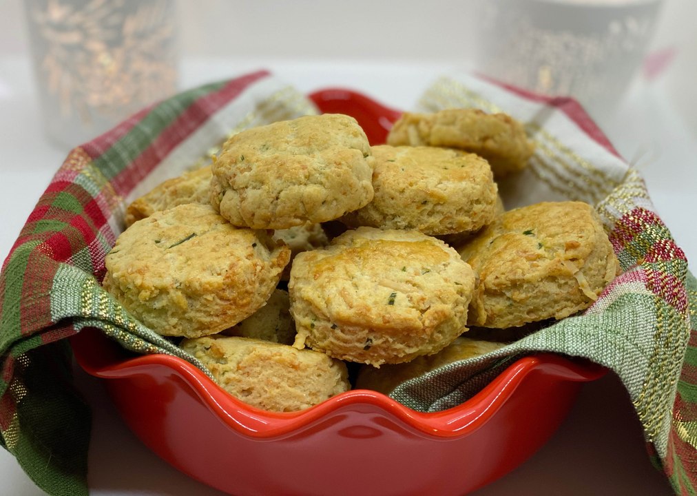 Bísquets con queso parmesano