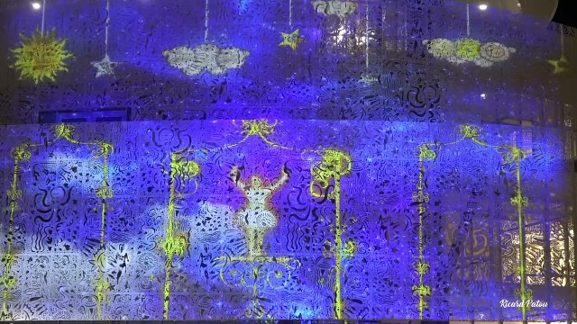 LE CAP D'AGDE - La façade du Palais des Congrès sublimée par un mapping vidéo