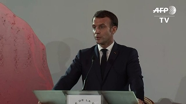 Macron aux grévistes: je crois qu'il est bon de savoir faire trêve