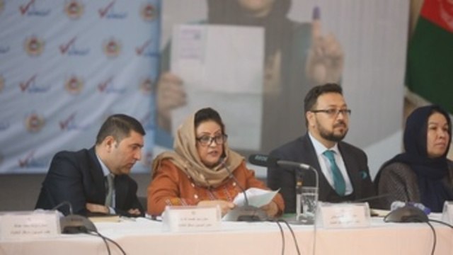 Los resultados preliminares dan la victoria a Ghani en las presidenciales afganas