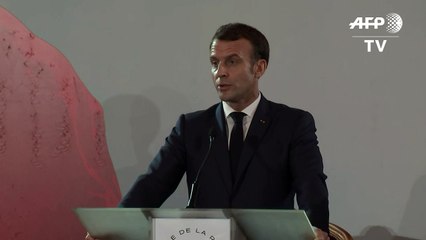 Macron aux grévistes: "je crois qu'il est bon de savoir faire trêve"
