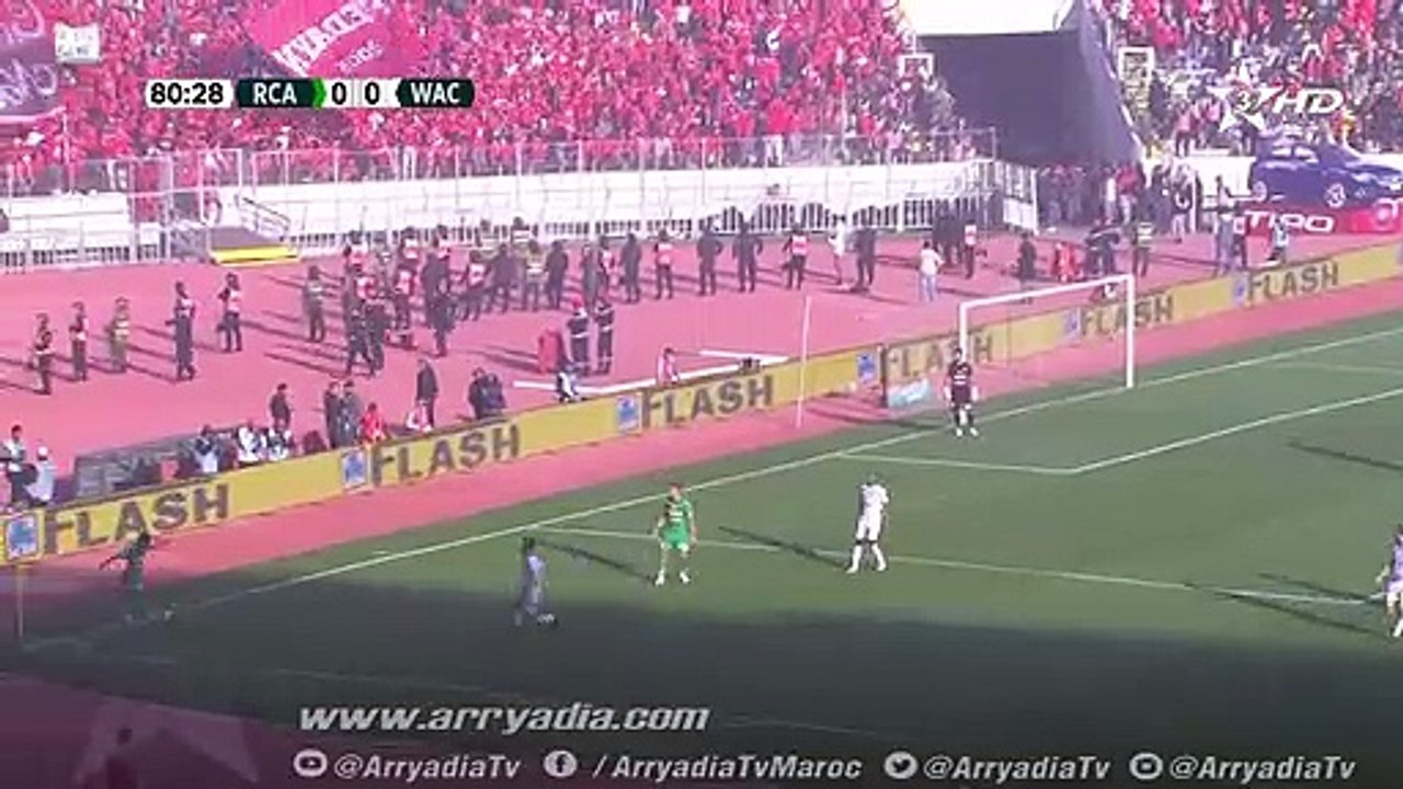 الرجاء الرياضي 1-0 الوداد الرياضي هدف حميد أحداد في الدقيقة 81. #البطولة_الإحترافية-الجولة10-