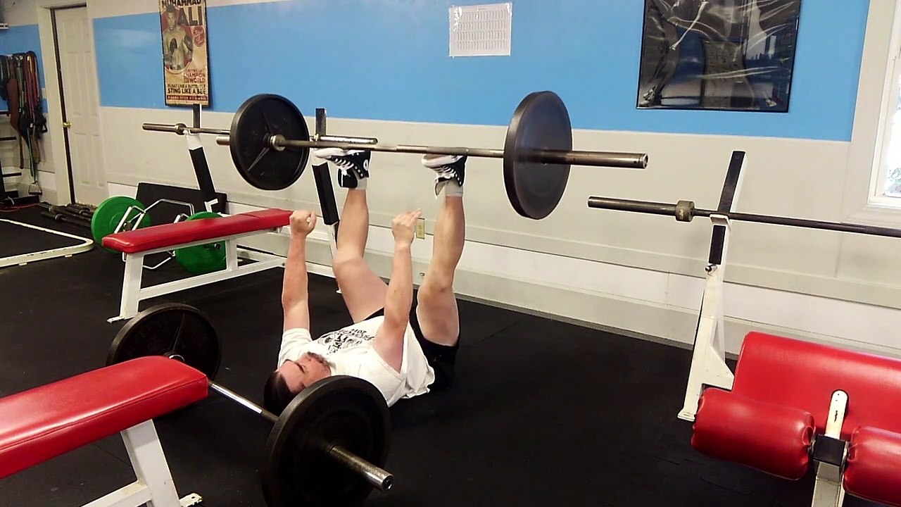2 Barbells Vaudeville Strongman Lift