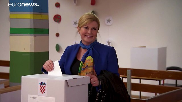 Horvát elnökválasztás, exitpoll: a jelenlegi államfő a második fordulóba jut