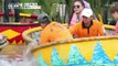 Ham So Won ngã văng xuống nước khi chơi thuyền thúng ở Việt Nam
