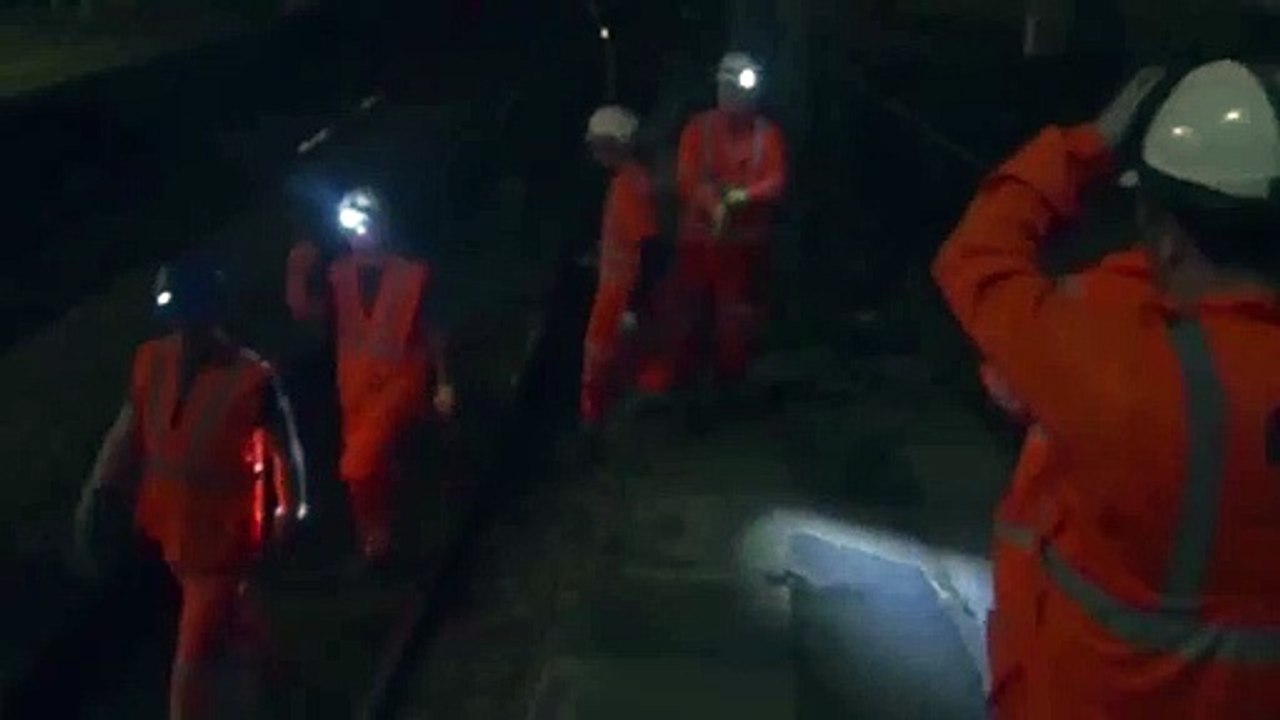 Voici pourquoi il ne faut jamais utiliser les toilettes d'un train à l'arrêt !