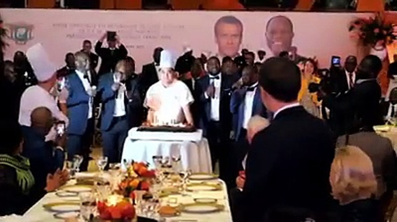 Côte d'Ivoire: Emmanuel MACRON célèbre ses 42 ans à Abidjan