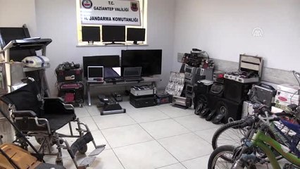 Hırsızlık şüphelilerinin deposunda çok sayıda çalıntı malzeme bulundu