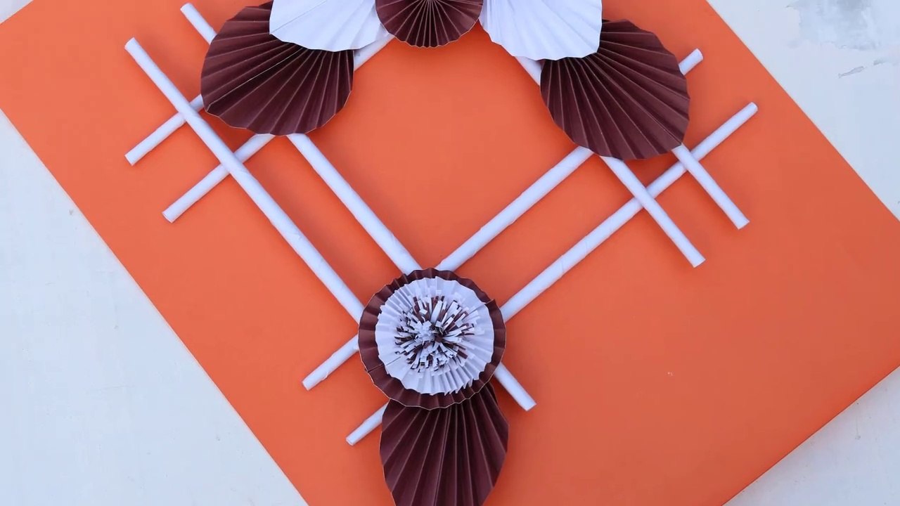 How to make wall decoration with paper easy diy home decor ideas | paper art and craft easy