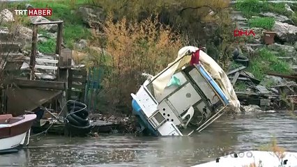 Yurdun bazı kesimlerinde lodos etkili oluyor