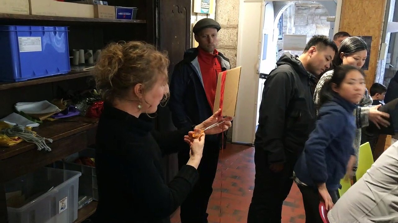 Besançon : initiation à l'art de fabrication de marionnette au Musée Comtois de la Citadelle