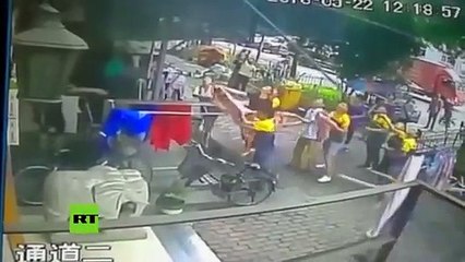 Así salvaron a un niño que cayó desde un sexto piso