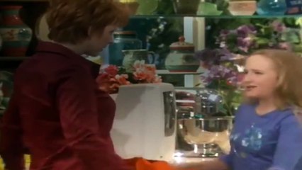 Reba - S 1 E 10 - When Good Credit Goes Bad