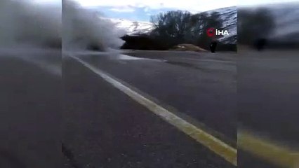 Lüks otomobilde çıkan yangın korkuttu