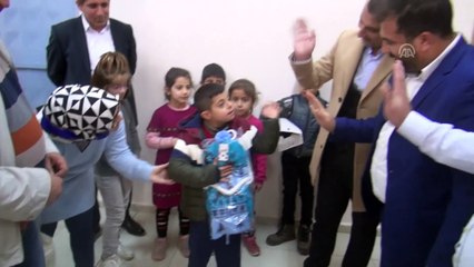 Bismil'de 300 öğrenciye giysi yardımı - DİYARBAKIR