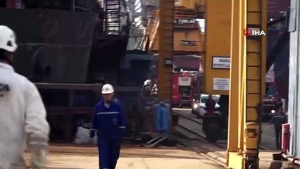 Tuzla’da korkutan gemi yangını