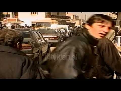 Tregu i gjësë së gjallë në Tiranë - (11 Mars 2000)