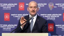 Süleyman Soylu: Süleyman Soylu, İl Emniyet Müdürlerine seslendi: 'Kadınlarımız ve aile içi şiddet olaylarında meseleyi kağıt üzerinde takip etmekle sınırlı kalmayın'