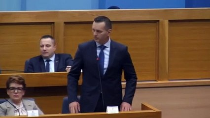 Sjednica NSRS :  Napad Lukača na Draška