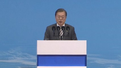 문 대통령, 한중일 비즈니스 서밋 연설 / YTN