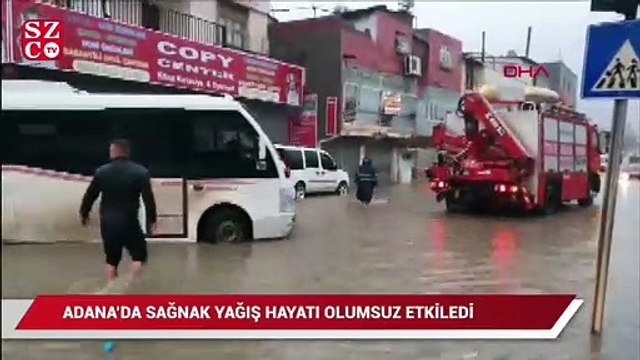 Adana'da sağanak yağış hayatı olumsuz etkiledi