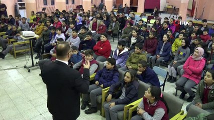 Prof. Dr. Hasan Türkez, Ortaokul öğrencilerine Bor’u anlattı