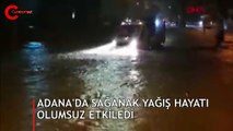 Adana'da sağanak yağış hayatı olumsuz etkiledi