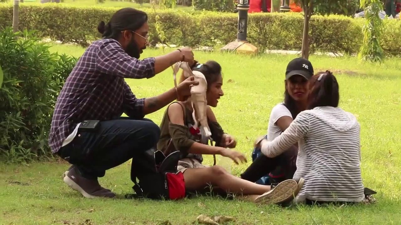 Selling BR_ in public prank F.T SIMPLE CIVILLIAN PRANK|Rits Dhawan prank