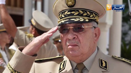 الجزائريون يعزون الوطن في فقدانه للرجل أحمد قايد صالح