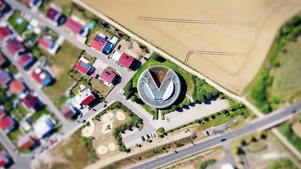 Simon Hupfer - Direktion für Deutsche Vermögensberatung Teil 4 von 4 - Karrideo Imagefilmproduktion©®™