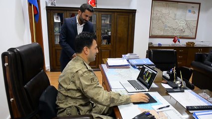 Iğdır İl Jandarma Komutanı Özdurhan, AA'nın 'Yılın Fotoğrafları' oylamasına katıldı